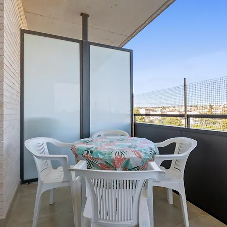 Hauzify I Garbi Apartment